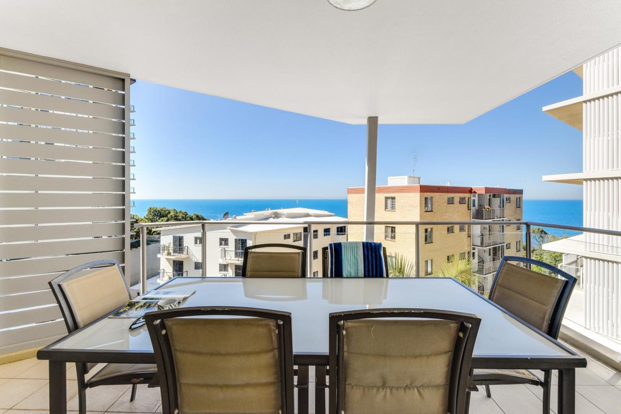 Redvue Holiday Apartments Redcliffe Exterior photo